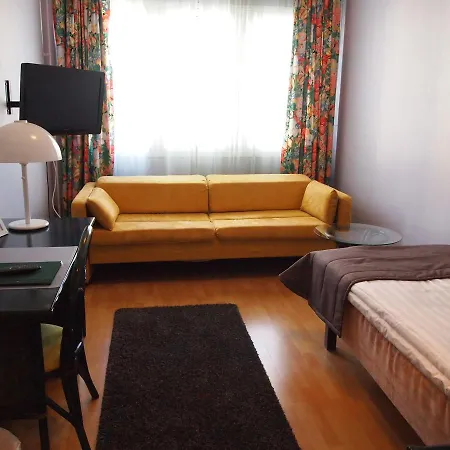Hotel Hotelli Lohja