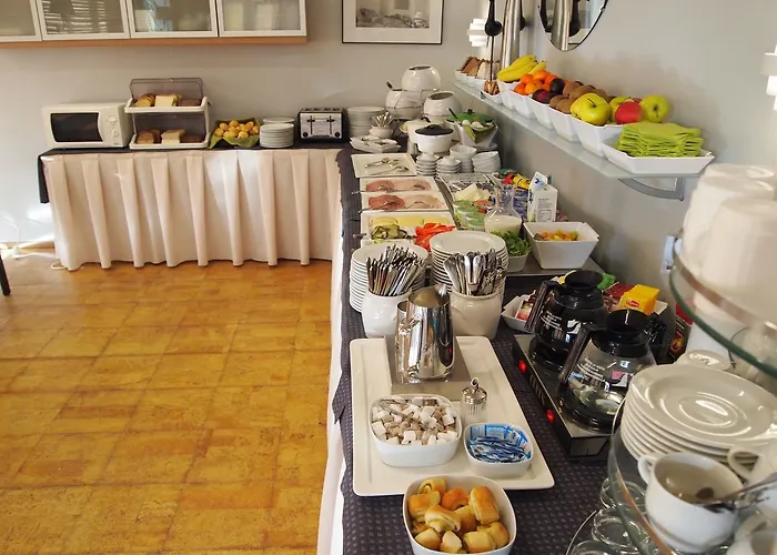 洛赫亚酒店 3* Lohja