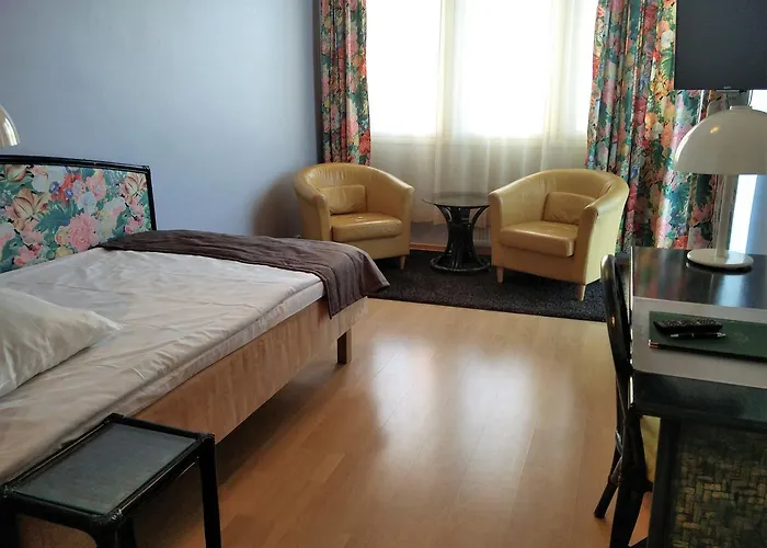 洛赫亚酒店 酒店